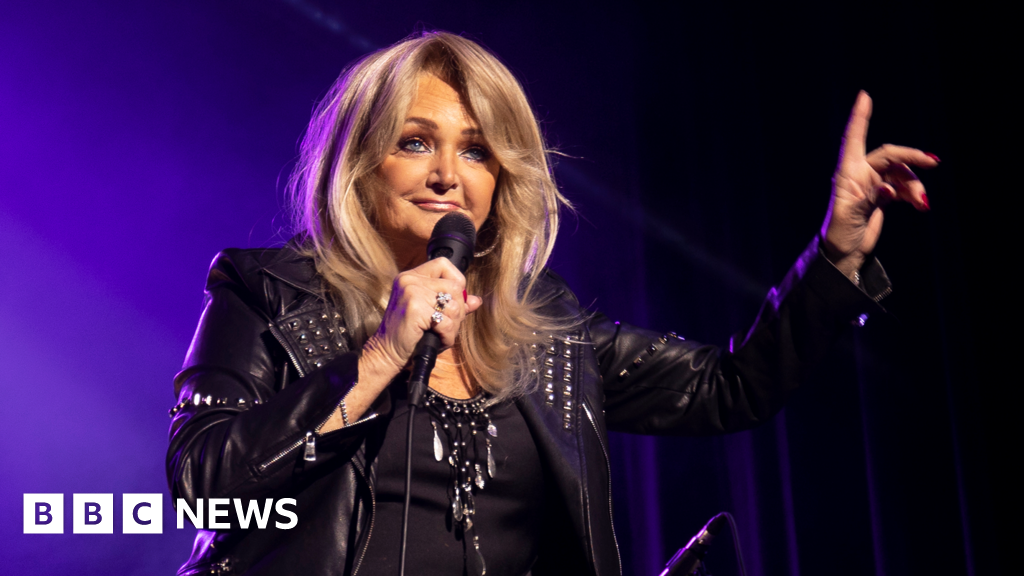 Bonnie Tyler Out of Coma, Remains in Intensive Care in Portugal